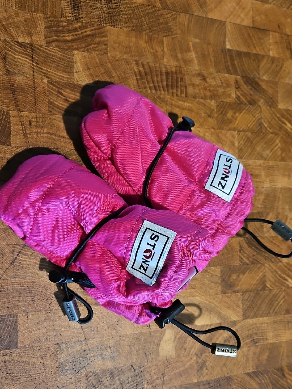 Stonz Hot Pink Kids Mittens with Adjustable Cords